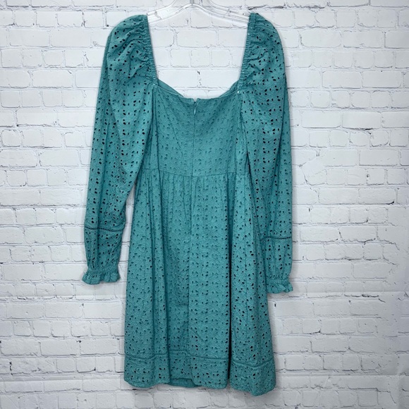 Chelsea 28 CINCHED FRONT EYELET LONG SLEEVE A-LINE DRESS IN GREEN SEAGLASS - Picture 7 of 10